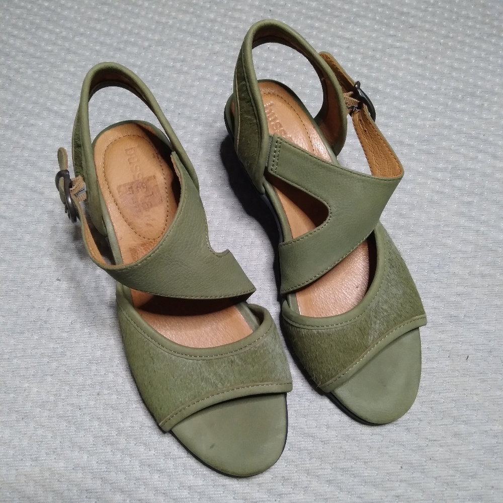 Bussola Sandals with fur Accents Sz 5.5
